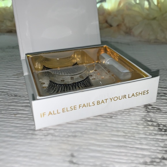 Battington Beauty! Monroe Reusable 3D Silk Full Lashes + Glue SET! NEW! - Picture 9 of 14